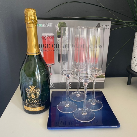 Servappetit Champagne Glasses - Picture 2 of 4